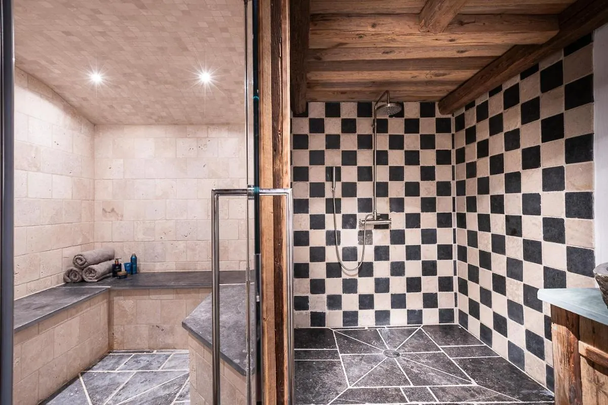 Chalet Ruitor, Chalet 500 M2 Luxueux De Caractere Sainte-Foy-Tarentaise